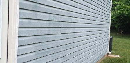 White chalky substance on vinyl siding Oxidation is a white chalky substance on vinyl siding